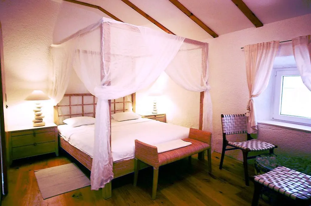 Boutique Hotel Placa كرك