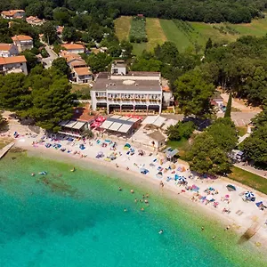 Centinera 3*, Banjole Croatia